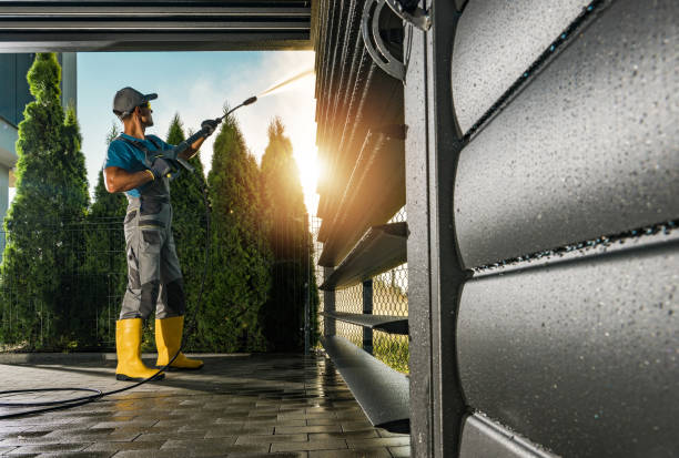 Best Pool Deck Cleaning  in Leander, TX